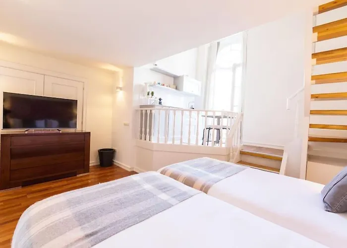 P Sanz 1, 411 By Ybh Apartmán *