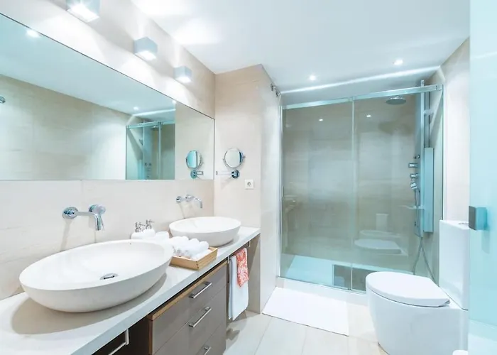 P Sanz 1, 411 By Ybh * Vigo